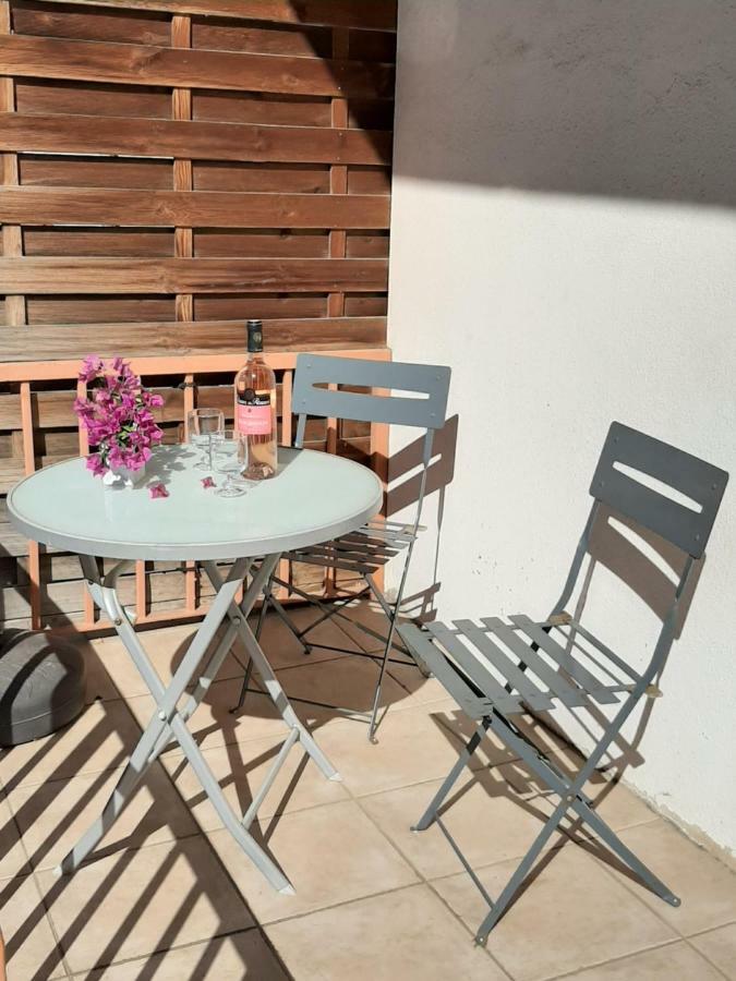 Grand Studio-Loft-Grand Parking-Climatise-Proche Centre Аячо Екстериор снимка